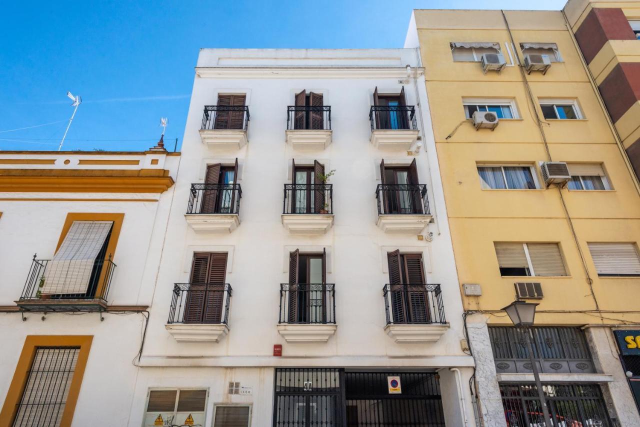 First Floor Near Macarena Church Seville Exterior photo
